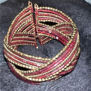 Elegant Red and Gold Beaded Bracelet